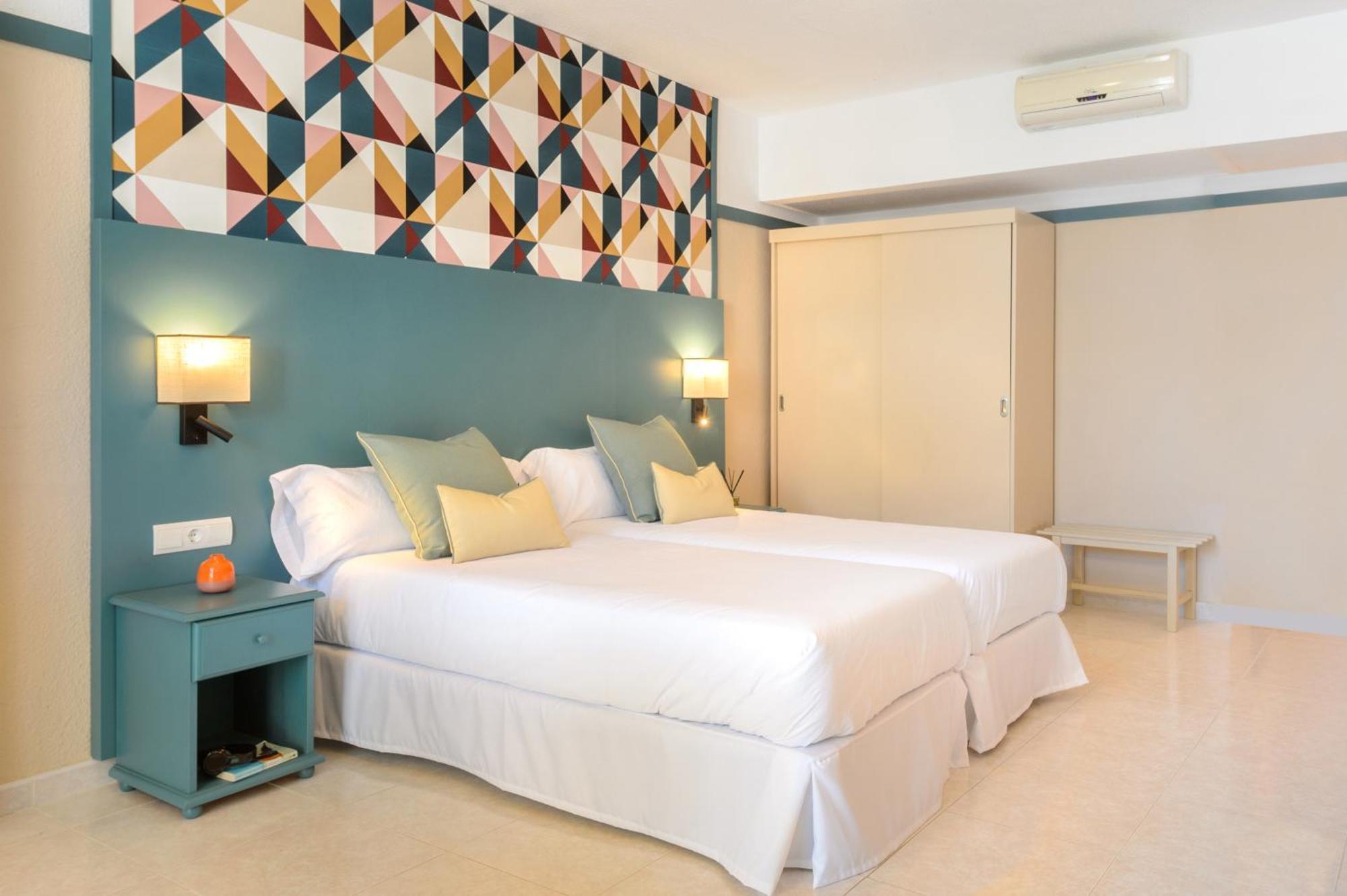 Aparthotel Vibra Club Maritim San Antonio  Eksteriør bilde