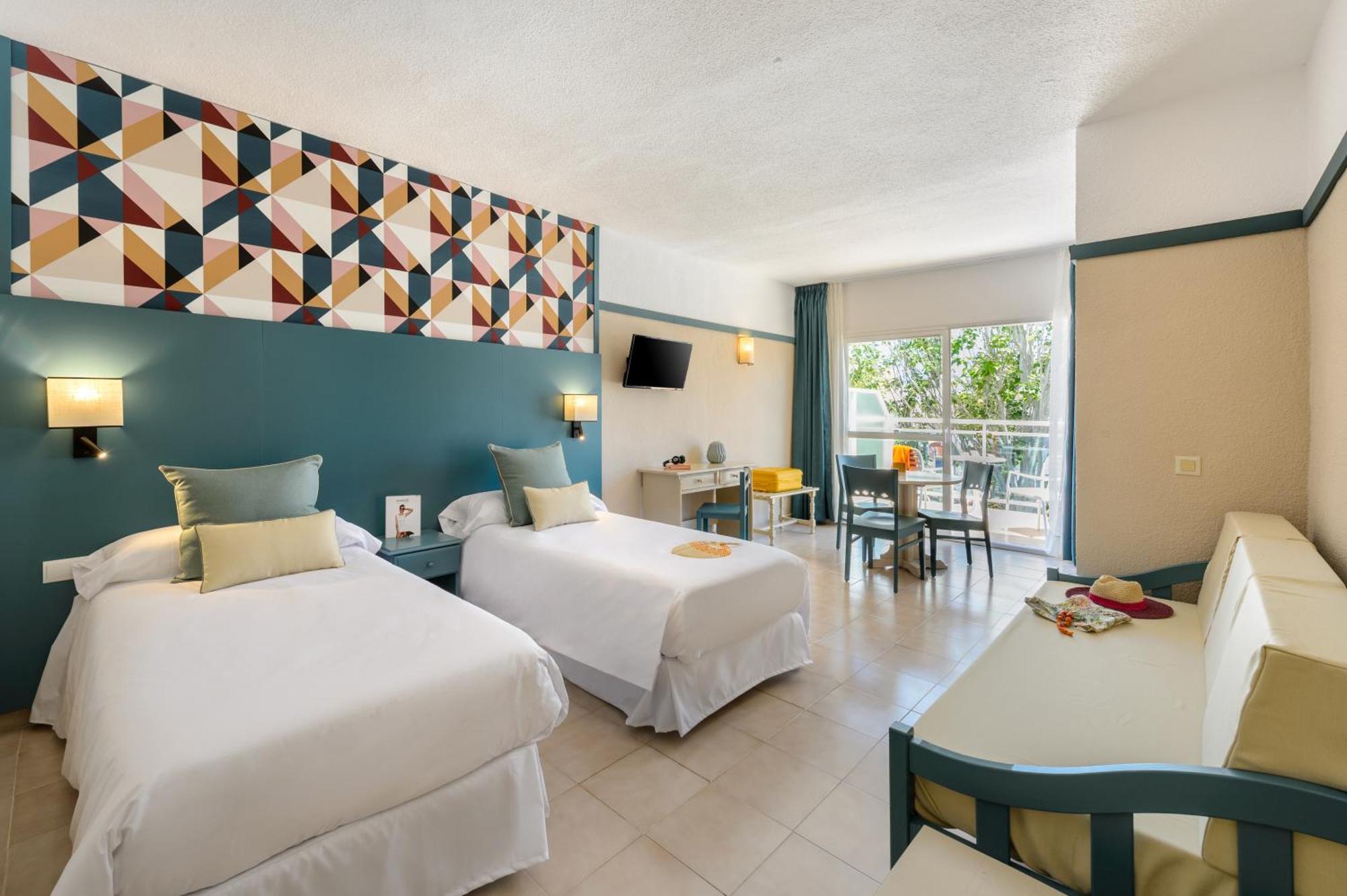 Aparthotel Vibra Club Maritim San Antonio  Eksteriør bilde