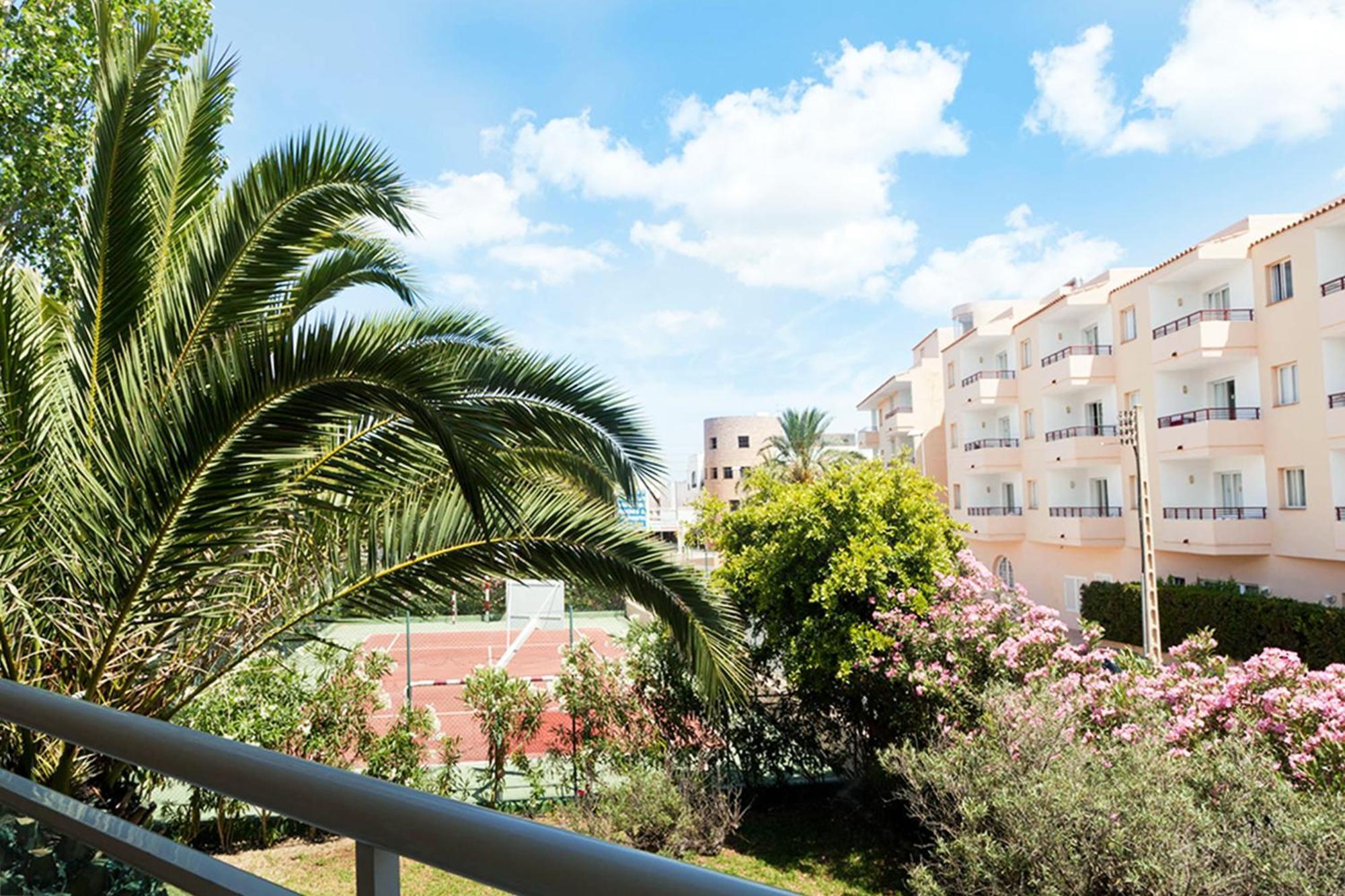 Aparthotel Vibra Club Maritim San Antonio  Eksteriør bilde