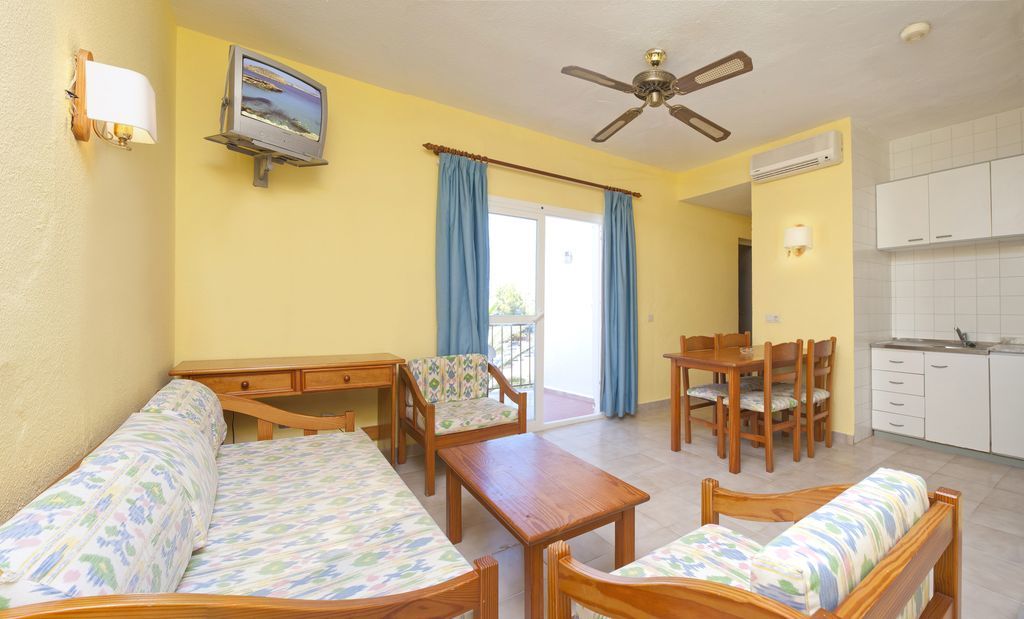 Aparthotel Vibra Club Maritim San Antonio  Rom bilde